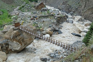 Bunar Brücke vor der Zerstörung